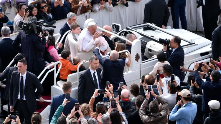 Общая аудиенция в Ватикане 8 мая 2024 г.