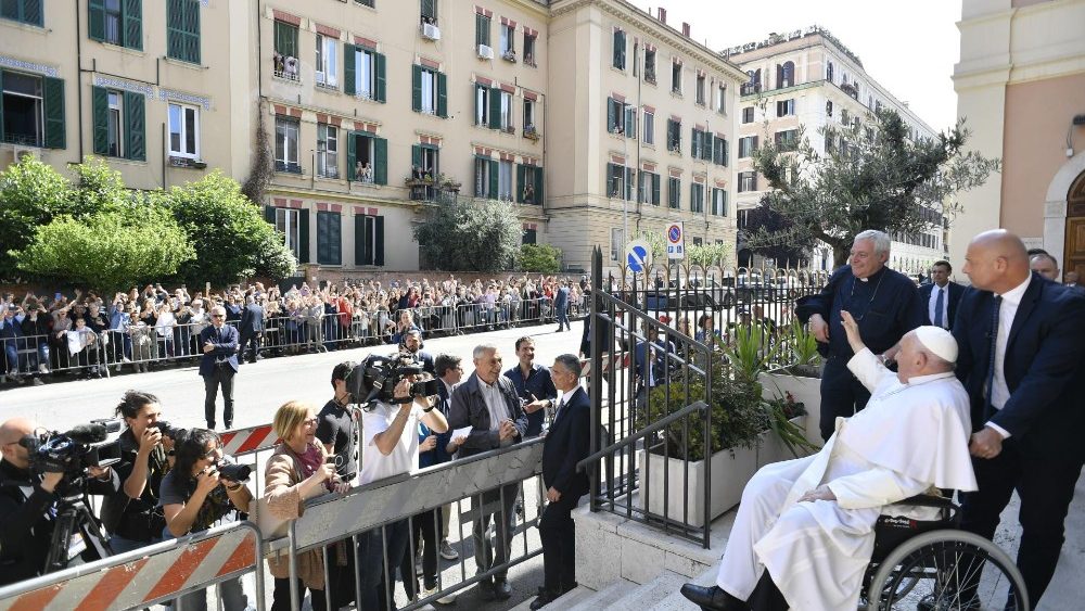 Encontro com sacerdotes na Paróquia de São José em Trionfale