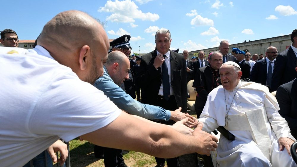 教皇フランシスコ、ヴェローナのモントリオ刑務所における集いで　2024年5月18日