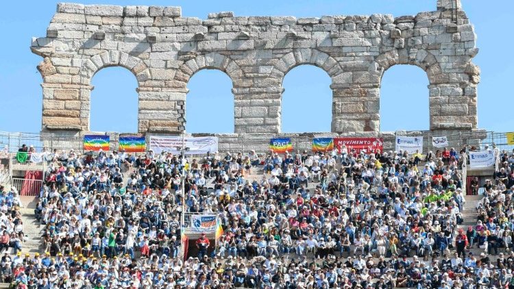 In dialogo con il Papa nel luogo simbolo di Verona