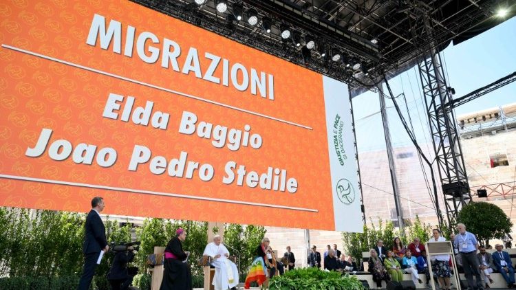 Diskusní skupiny byly věnovány různým tématům, včetně migrace