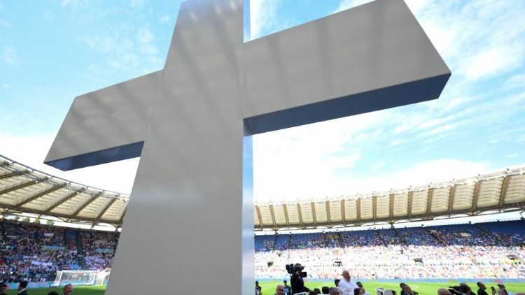 La Journée mondiale des enfants au stade olympique en mai 2024.
