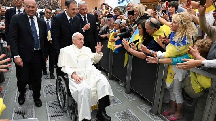 Papa Francisco no encontro com os membros das Associações Cristãs de Trabalhadores Italianos 