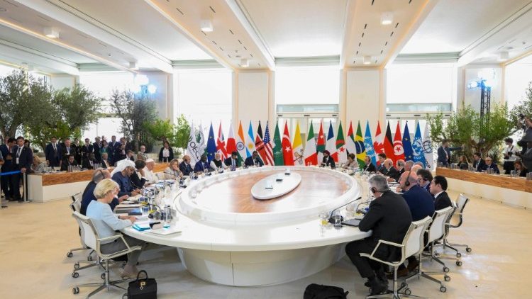 2024.06.14 G7 - Sessione comune nella Sala Arena