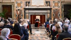 വത്തിക്കാൻ സംസ്ഥാനകാര്യദർശി കർദ്ദിനാൾ പീയെത്രൊ പരോളിൻ “ചെന്തേസിമൂസ് ആന്നൂസ്” ഫൗണ്ടേഷൻറെ സമ്മേളനത്തെ സംബോധന ചെയ്യുന്നു, 16/05/25