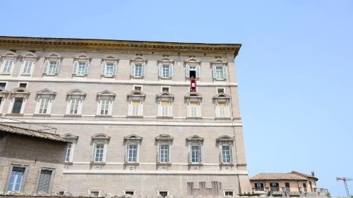 P&aring;ven Franciskus: Myndighet som inte &auml;r tj&auml;nst &auml;r diktatur