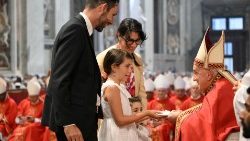 Mtakatifu Yosefu ni chemchemi ya faraja na matumaini kwa familia nyingi zilizovunjika na kupondeka moyo sehemu  mbalimbali za dunia.