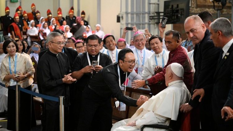 Mkutano wa Papa na maaskofu, mapadre, watawa.waseminari na makatekista