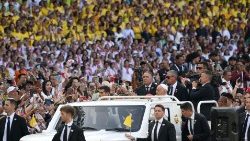 2024.09.05 Viaggio Apostolico in Indonesia - Santa Messa nello Stadio Gelora Bung Karno
