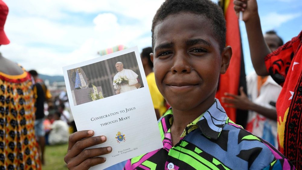 Encontro com os fiéis da Diocese de Vanimo