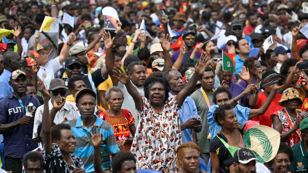 Encontro com os fiéis da Diocese de Vanimo