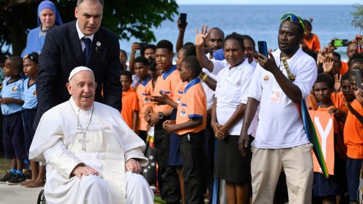 2024.09.08 Papież w Papui Nowej Gwinei