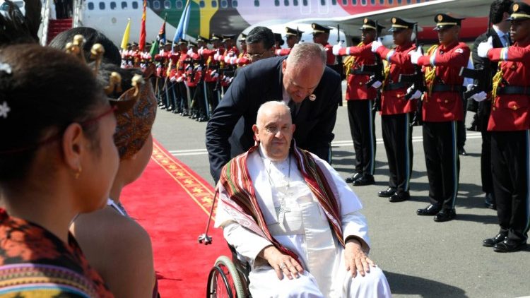 Pope Francis is welcomed in Timor-Leste