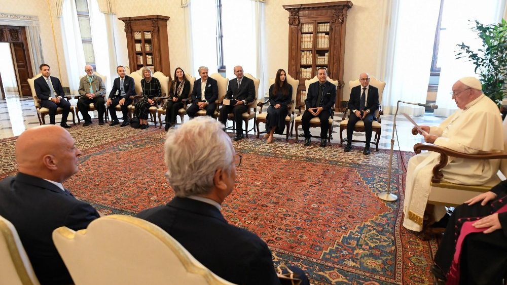 O encontro de Francisco com colaboradores do Centro de Alta Formação Laudato si' nesta quinta-feira (19/09)