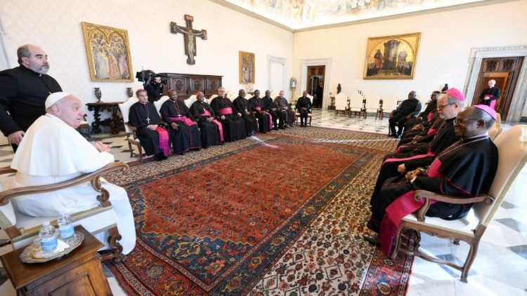 Bishops of Mozambique on Tuesday, this week, met Pope Francis in the Vatican