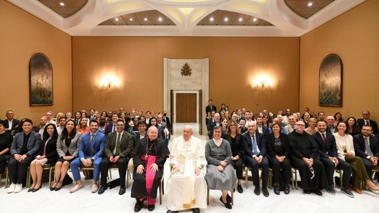 Wajumbe wa Mfuko wa Uchumi wa Papa Francisko