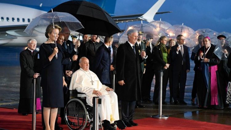 Welcome ceremony for Pope Francis at Melsbroek Air Base in Brussels