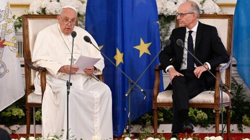Papst in Luxemburg: Krieg ist „gefährliche Sklerose“ 