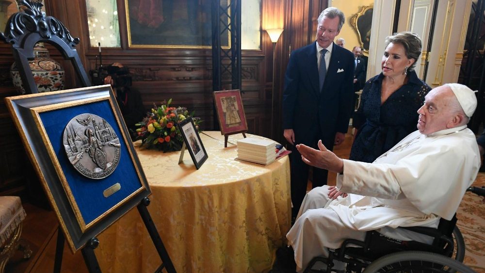 Падчас візіту Францішка ў Вялікагерцагскі палац у Люксембургу