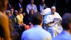 2024.09.28  Călătoria Apostolică în Belgia - Întâlnirea cu studenții la Universitatea Catolică din Louvain.