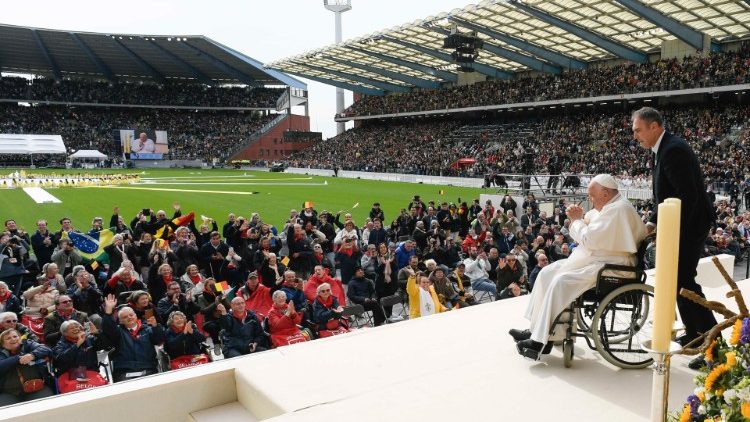 Bei der Messe im König-Baudouin-Stadium