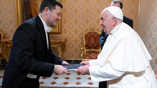 ЕС умацоўвае сувязі са Святым Пасадам: новы пасол пачаў працу