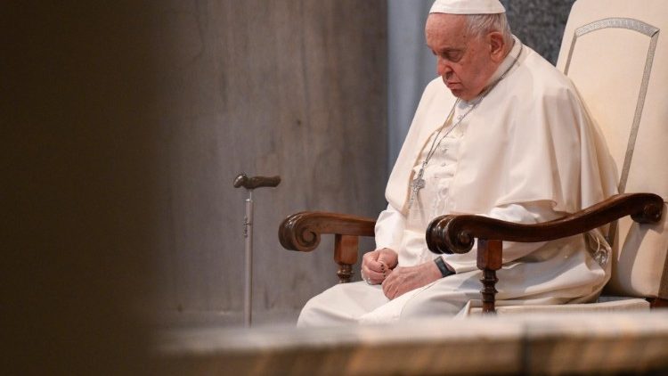 Papa Francisc, la rugăciunea rozariului duminică, 6 octombrie 2024, în bazilica ”Santa Maria Maggiore” din Roma