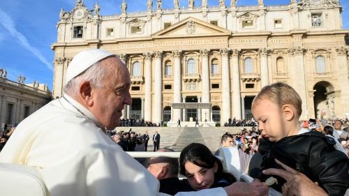 Francesco: la Chiesa è una ma l'unità si fa con Dio, non a tavolino 