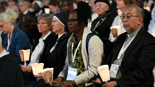 Účastníci Synody biskupov o synodalite sa spojili v ekumenickej modlitbe