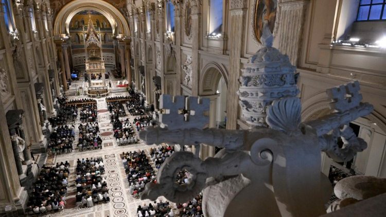 A római egyházmegye gyűlése a Lateráni Szent János bazilikában