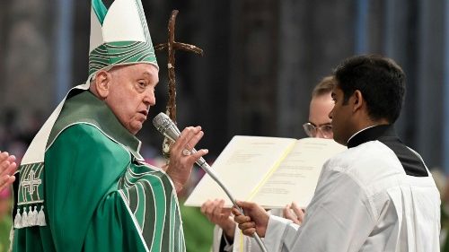 Hom&iacute;lia na z&aacute;ver synody: Odhoďme pl&aacute;šť rezign&aacute;cie a prin&aacute;šajme radosť z evanjelia