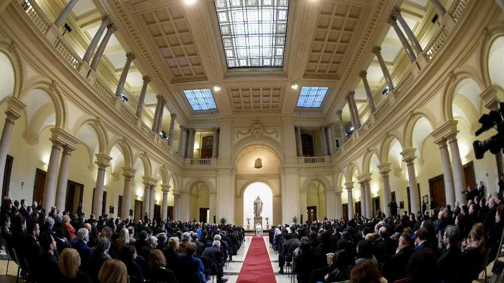 Францішак падчас візіту ў Папскі Грыгарыянскі ўніверсітэт