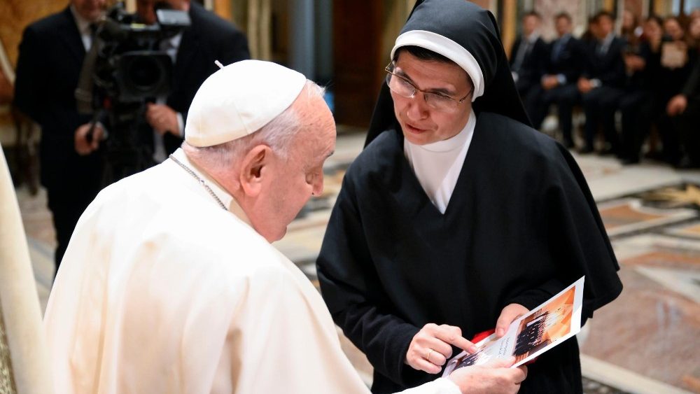 Аўдыенцыя для ўдзельнікаў пілігрымкі з Талавера-дэ-ла-Рэйна