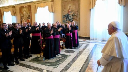 Папа Франциск о роли священника: близость и служение