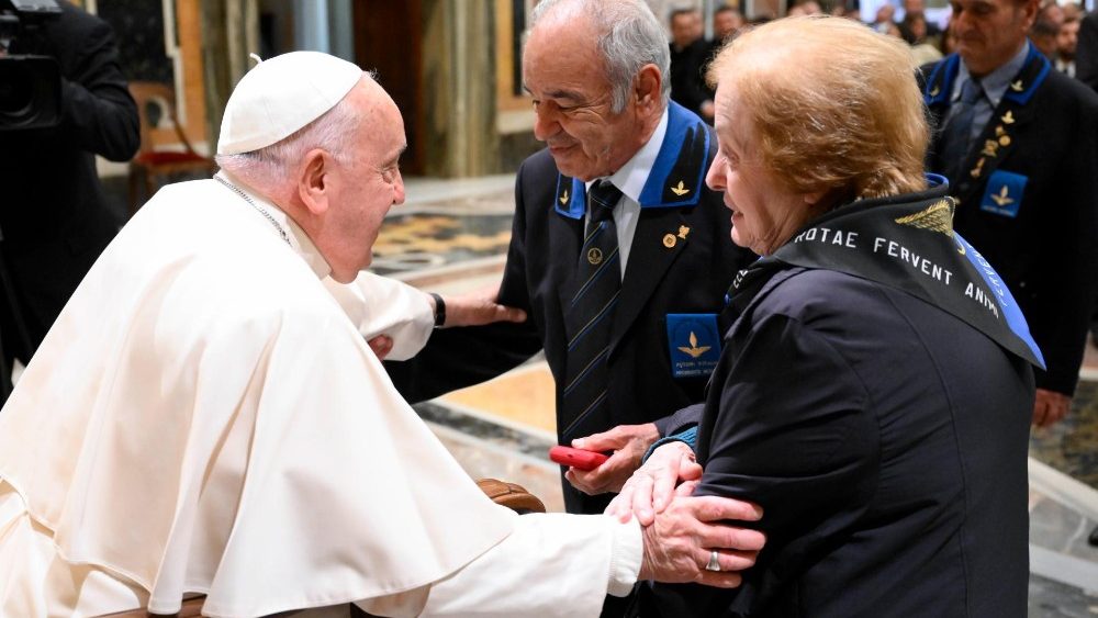 A audiência foi na Sala Clementina, no Vaticano