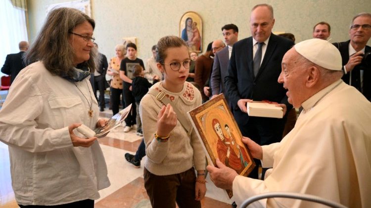 Die Gruppe aus Wien beim Papst