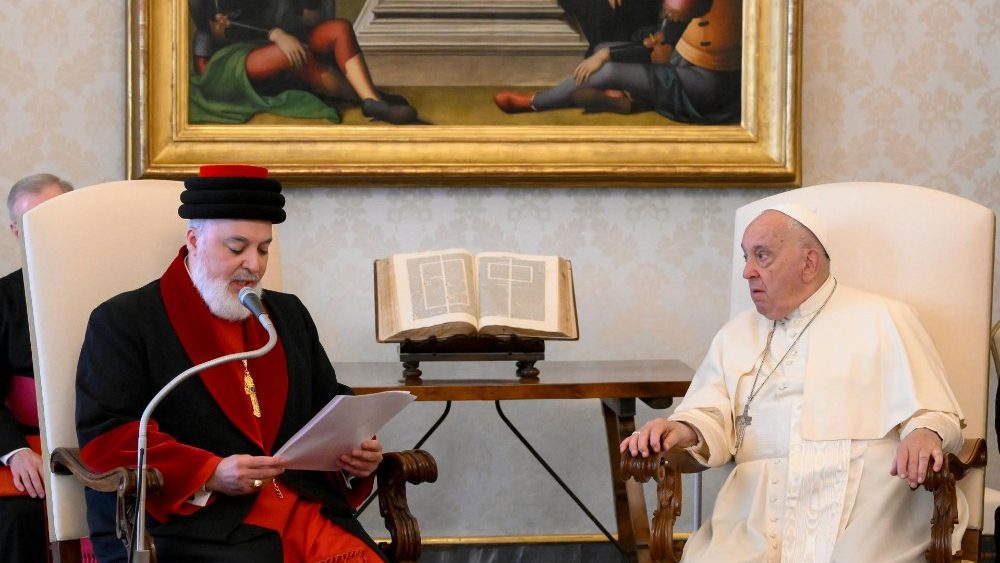 Papa Francisco e Sua Santidade Mar Awa III, Catholicos Patriarca da Igreja Assíria do Oriente