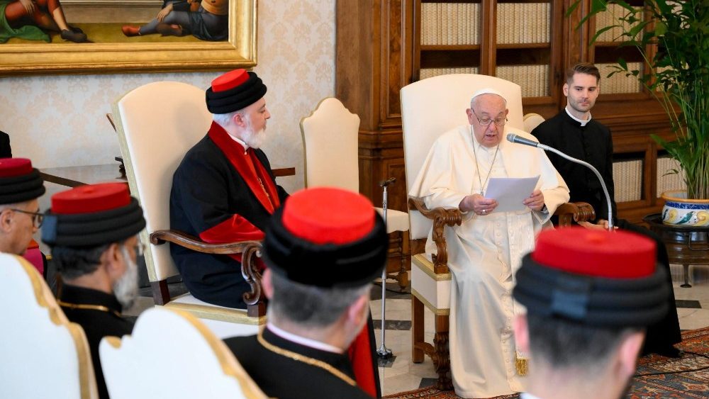 Papa Francisco e Sua Santidade Mar Awa III, Catholicos Patriarca da Igreja Assíria do Oriente