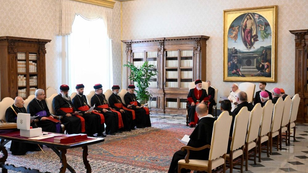 Papa Francisco e Sua Santidade Mar Awa III, Catholicos Patriarca da Igreja Assíria do Oriente