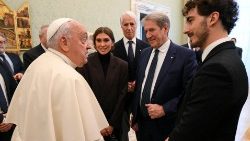 Papież przyjął przedstawicieli Włoskiej Federacji Motocyklowej. 