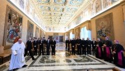 El Papa Francisco en la audiencia con la Comunidad del Seminario Mayor Interdiocesano de Santiago de Compostela, Tui-Vigo y Mondoñedo-Ferrol