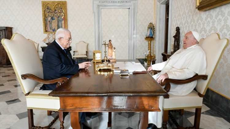 2024.12.12 La papa Francisc, președintele palestinian Mahmoud Abbas.