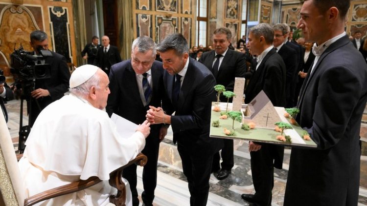 Pope meeting participants in the Christmas Concert in the Vatican  2024