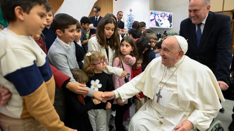 Аўдыенцыя для сем'яў супрацоўнікаў ватыканскіх устаноў. Ілюстрацыйнае фота