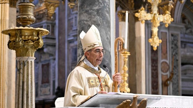 Le cardinal Reina le 29 décembbre 2024 lors de l'ouverture de la Porte Sainte à Saint-Jean-de-Latran