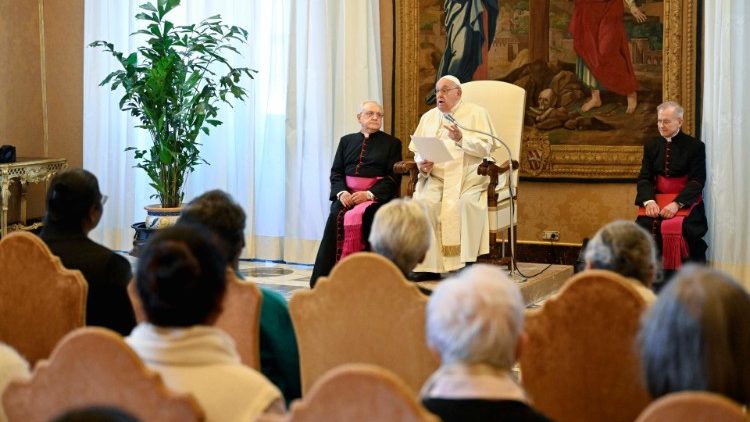 Papež přijal účastnice 15. generální kapituly Unie školských misionářek svaté Kateřiny Sienské