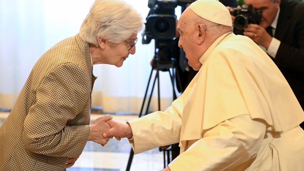 Аўдыенцыя для ўдзельніц Аб’яднання святой Кацярыны Сіенскай Школьных місіянерак