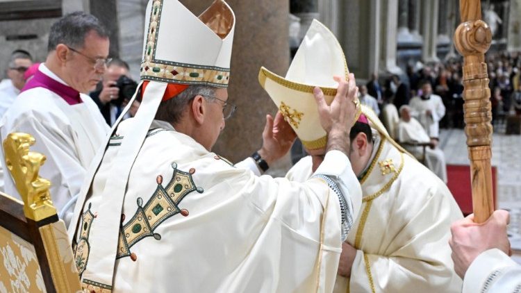 Monsinyo Carlo Maria Polvani, Katibu mkuu wa Baraza la Kipapa la Utamaduni na Elimu tarehe 14 Februari 2025 amewekwa wakfu kuwa Askofu mkuu.