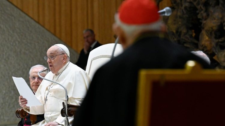 El Papa durante la audiencia general del 8 de enero