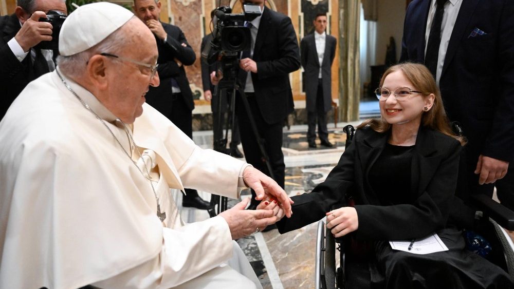 Сустрэча Папы з пацыентамі дзіцячай анкалагічнай клінікі Уроцлава (Польшча)